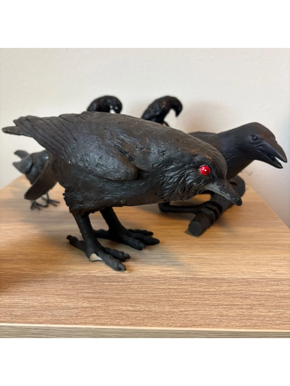 Halloween Raven & Skull Decor Lot – 7 Pieces Gothic Crows, Skulls, Spooky Decor